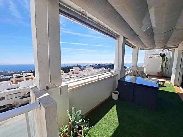2 makuuhuone Kattohuoneisto myytävänä paikassa Benalmádena pueblo, Benalmádena mukana uima-altaan 
autotalli - 620 000 € (Ref: 9281089)