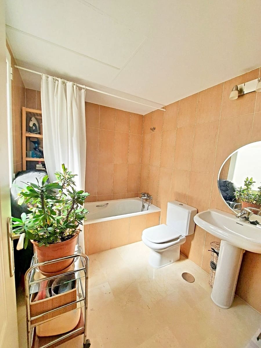 2 soveværelse Penthouse til salg i Benalmadena med swimmingpool garage - € 620.000 (Ref: 9281089)