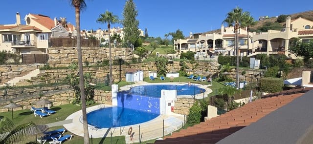 3 sovrum Semi-fristående Villa till salu i Riviera del Sol, Mijas - 529 000 € (Ref: 9281090)