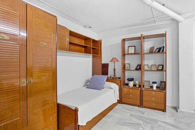 3 Zimmer Haus zu verkaufen in Marbella mit Pool Garage - 880.000 € (Ref: 9300756)