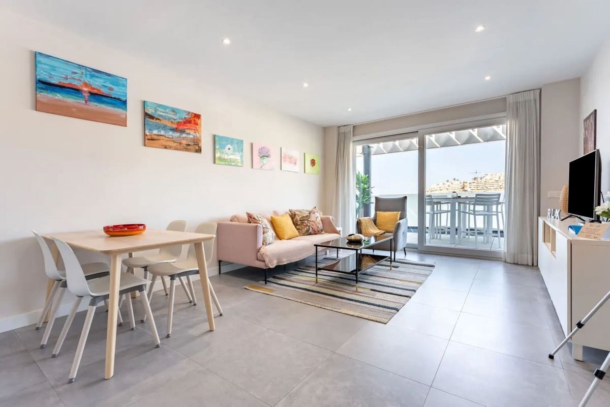 2 Zimmer Apartment zu verkaufen in La Cala de Mijas mit Pool Garage - 599.000 € (Ref: 9321647)