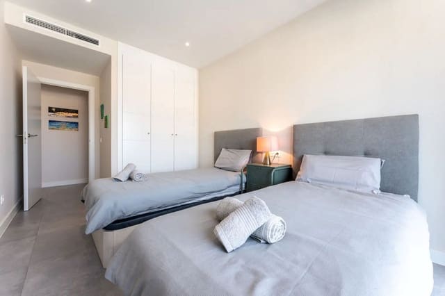 2 Zimmer Apartment zu verkaufen in La Cala de Mijas, Mijas mit Pool Garage - 599.000 € (Ref: 9321647)