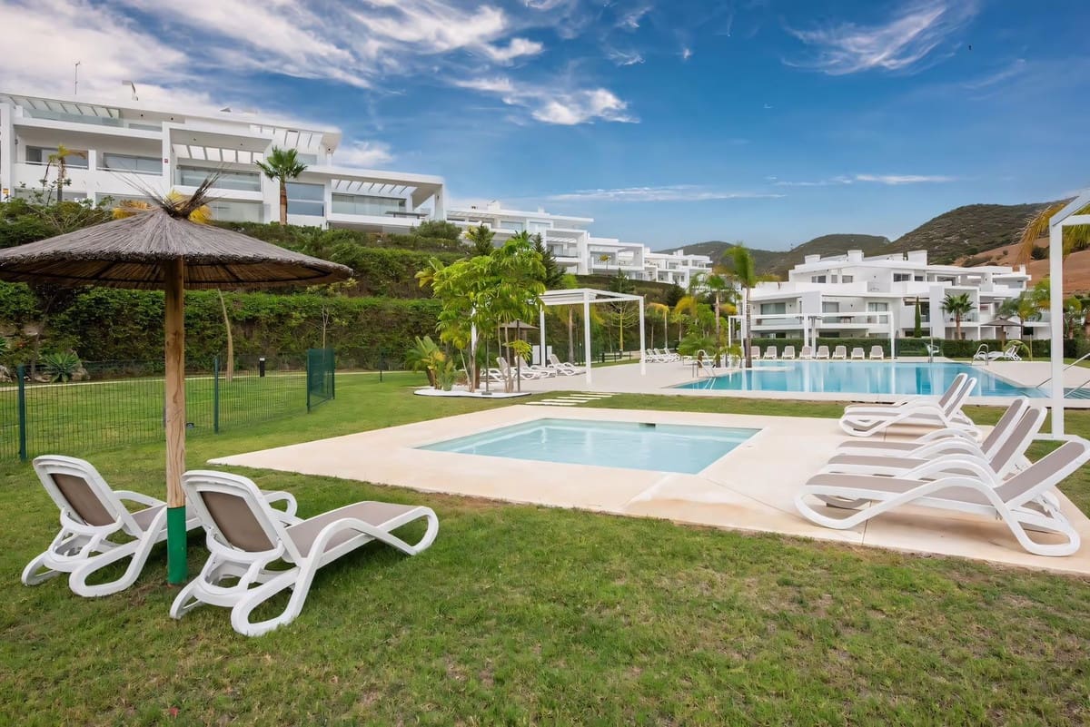 2 Zimmer Apartment zu verkaufen in Casares mit Pool Garage - 577.500 € (Ref: 9334553)