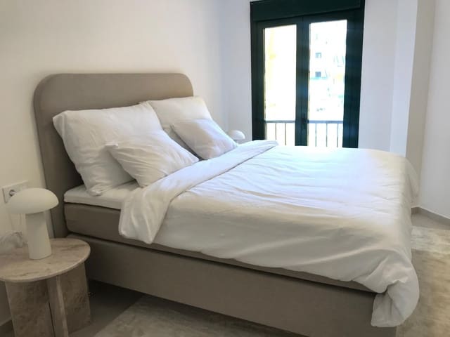 4 bedroom Apartment for sale in San Pedro de Alcantara, Marbella with pool garage - € 699,000 (Ref: 9337727)