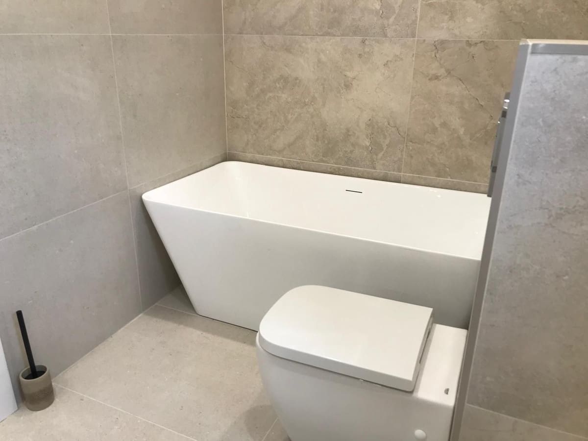 4 bedroom Apartment for sale in San Pedro de Alcantara with pool garage - € 699,000 (Ref: 9337727)