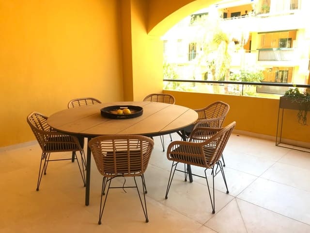 4 chambre Appartement à vendre à San Pedro de Alcantara, Marbella avec piscine garage - 699 000 € (Ref: 9337727)