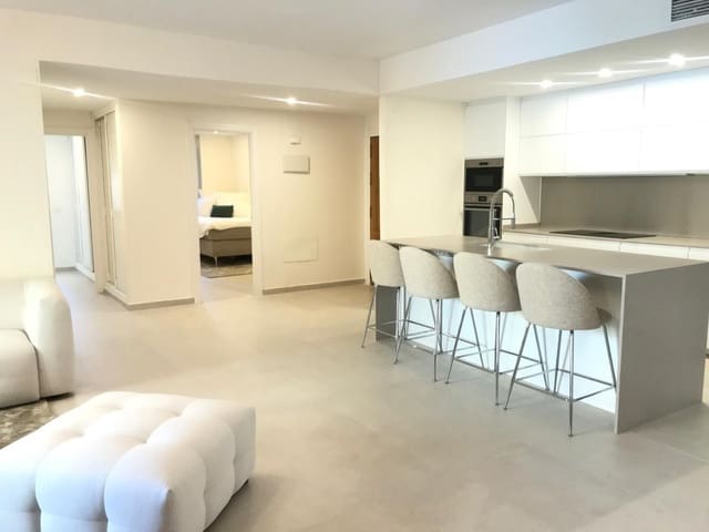 4 chambre Appartement à vendre à San Pedro de Alcantara, Marbella avec piscine garage - 699 000 € (Ref: 9337727)