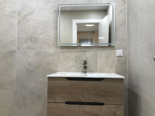 4 chambre Appartement à vendre à San Pedro de Alcantara, Marbella avec piscine garage - 699 000 € (Ref: 9337727)