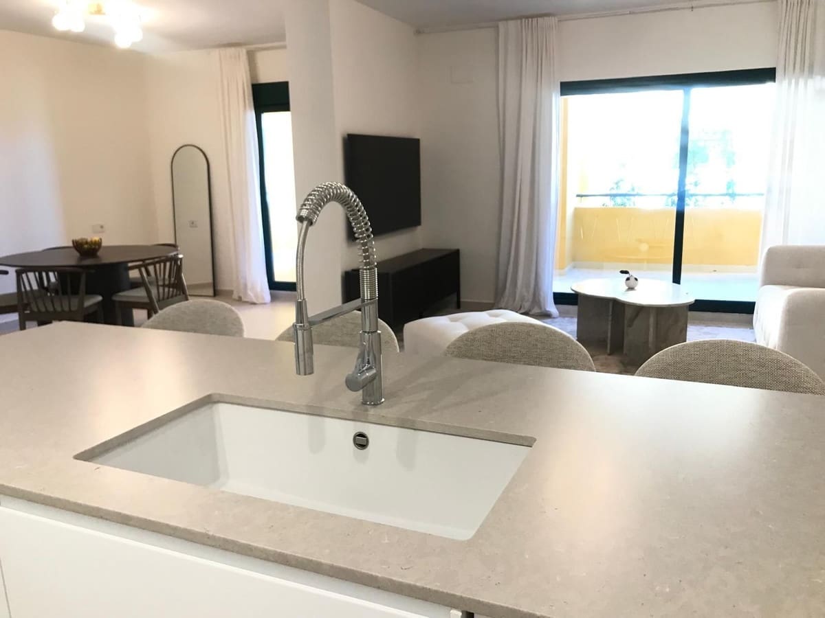 4 soverom Leilighet til salgs i San Pedro de Alcantara med svømmebasseng garasje - € 699 000 (Ref: 9337727)