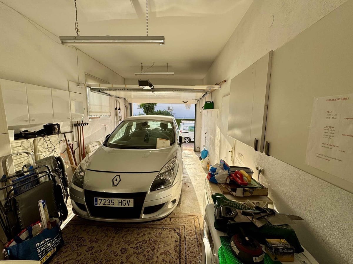 3 sovrum Villa till salu i Riviera del Sol med pool garage - 749 000 € (Ref: 9337728)