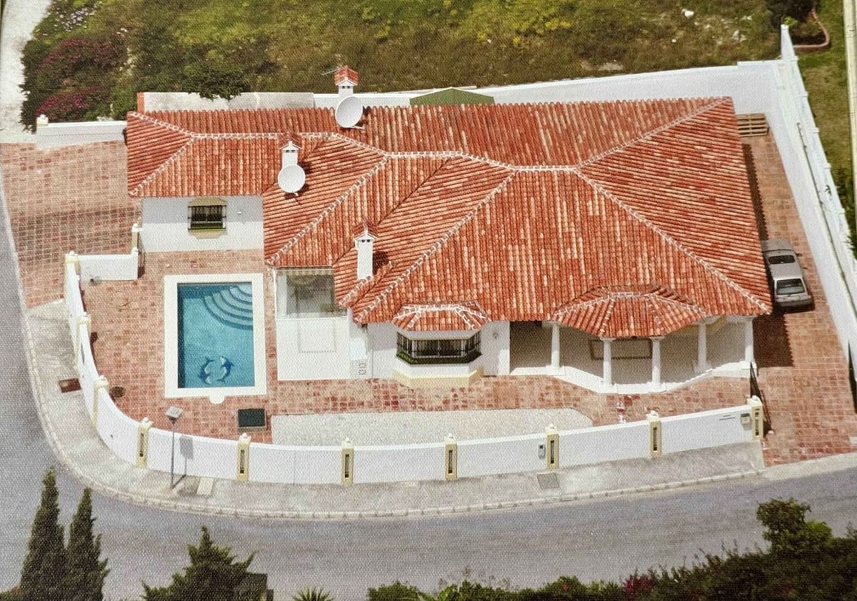 3 sovrum Villa till salu i Riviera del Sol med pool garage - 749 000 € (Ref: 9337728)