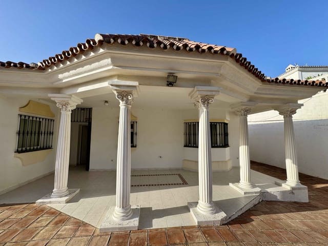 3 sovrum Villa till salu i Riviera del Sol, Mijas med pool garage - 749 000 € (Ref: 9337728)