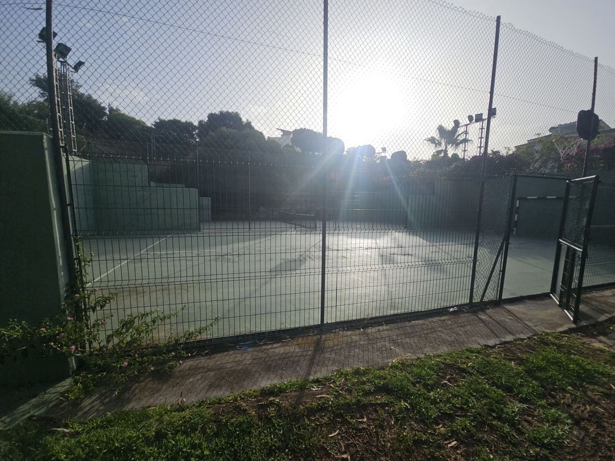 2 soveværelse Lejlighed til salg i Calahonda med swimmingpool garage - € 335.000 (Ref: 9340964)