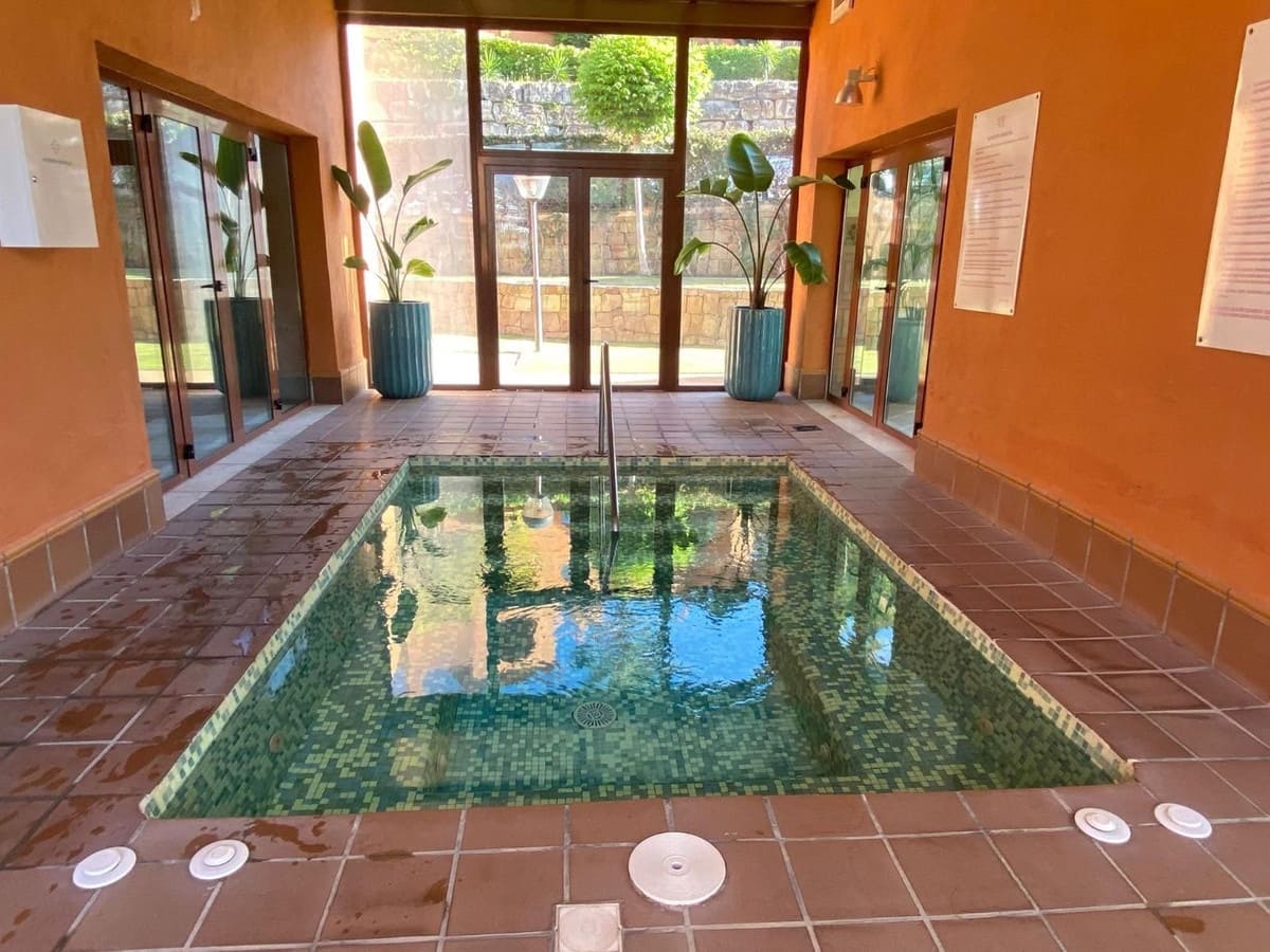 3 makuuhuone Huoneisto myytävänä paikassa Benahavis mukana uima-altaan - 519 000 € (Ref: 9340965)