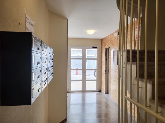 2 chambre Appartement à vendre à Riviera del Sol, Mijas avec piscine garage - 240 000 € (Ref: 9346881)