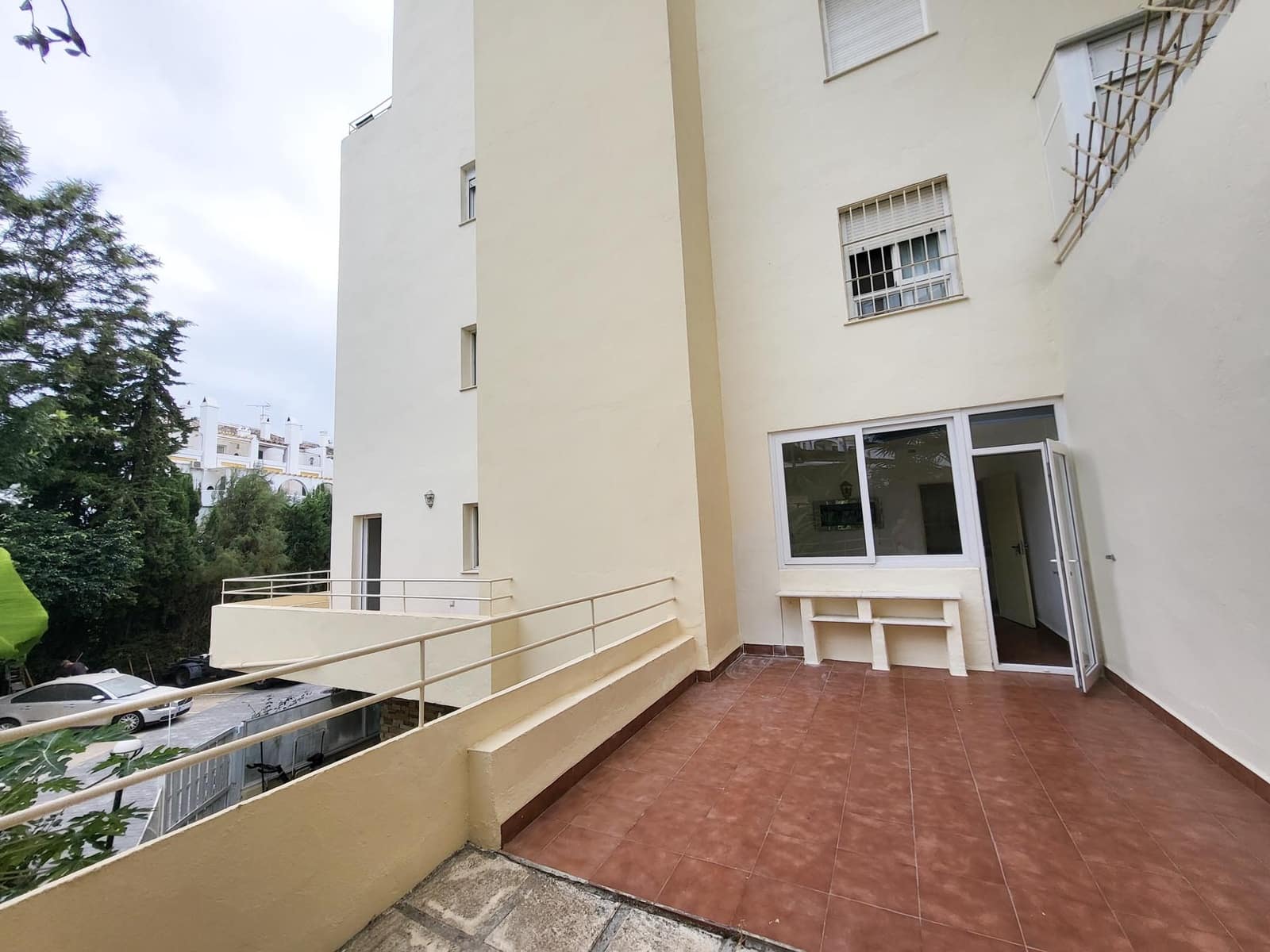 2 chambre Appartement à vendre à Riviera del Sol avec piscine garage - 240 000 € (Ref: 9346881)