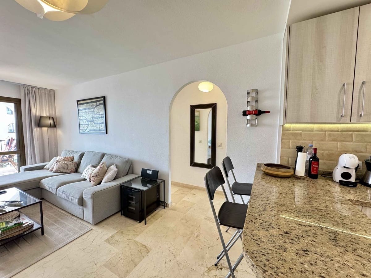 2 Zimmer Apartment zu verkaufen in Riviera del Sol mit Pool - 295.000 € (Ref: 9358898)