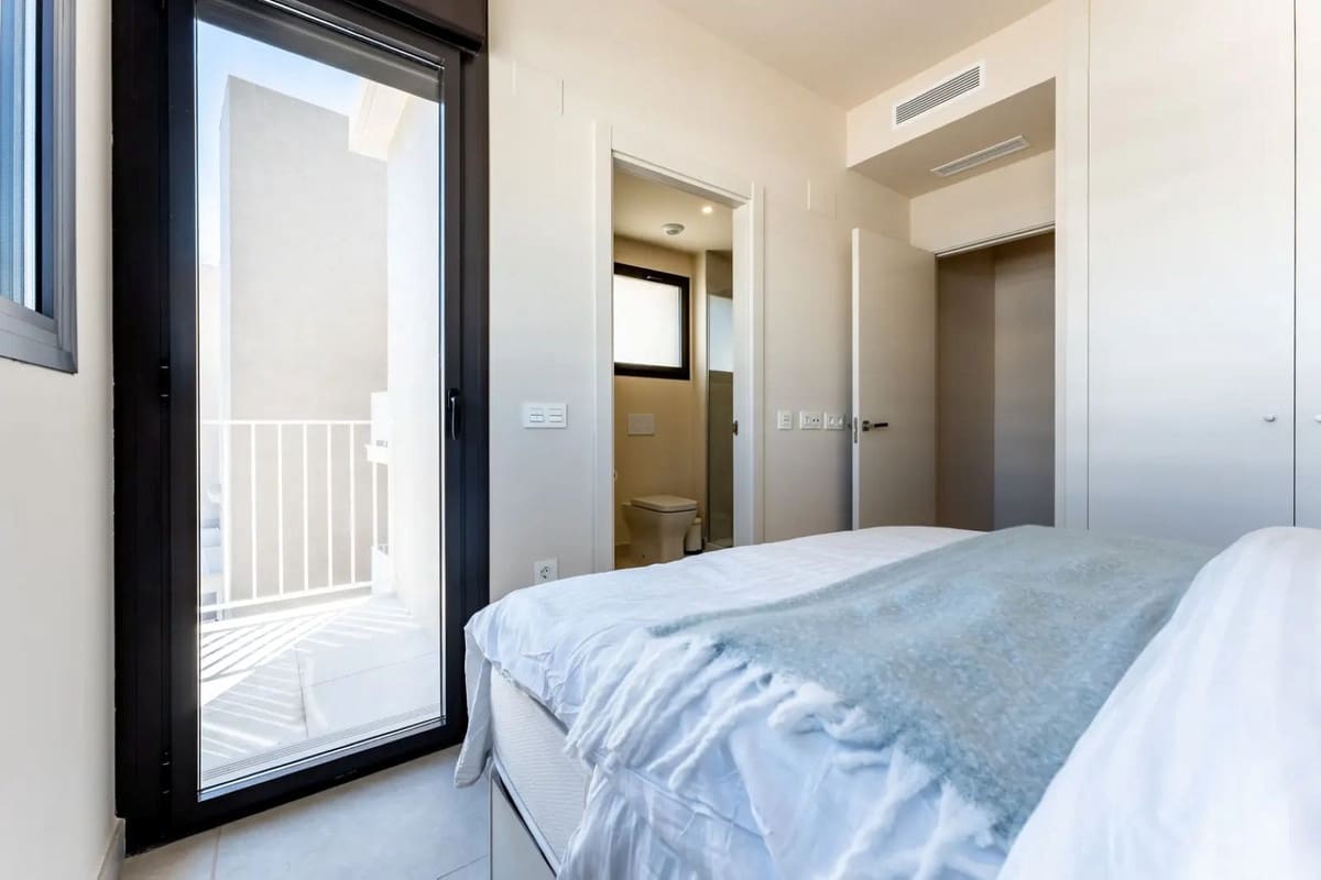 3 Zimmer Apartment zu verkaufen in La Cala de Mijas mit Pool Garage - 725.000 € (Ref: 9361969)