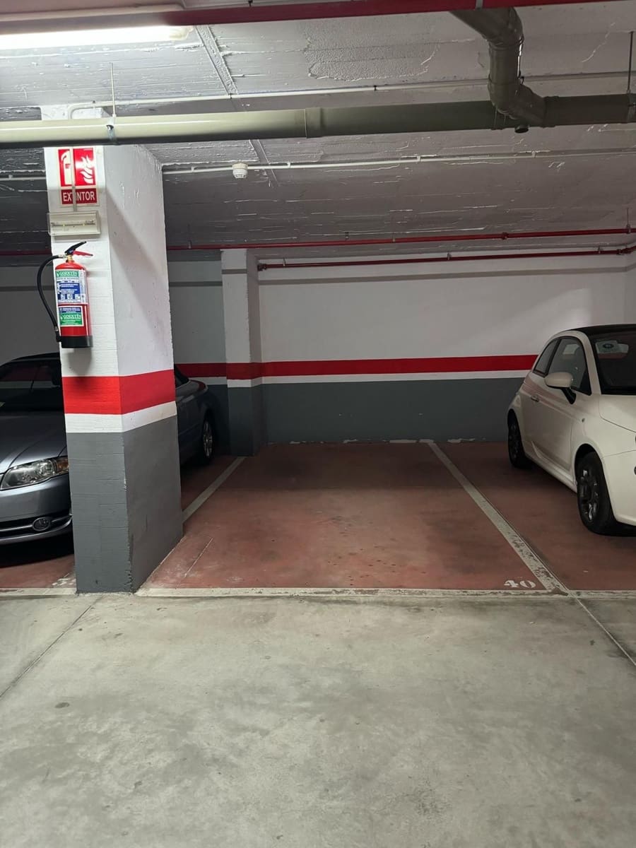 2 bedroom Apartment for sale in Marbella with pool garage - € 385,000 (Ref: 9371759)