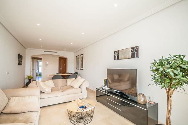 2 Zimmer Apartment zu verkaufen in Marbella mit Pool - 385.000 € (Ref: 9371760)