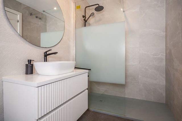 Studio te koop in Marbella met zwembad - € 279.000 (Ref: 9371761)