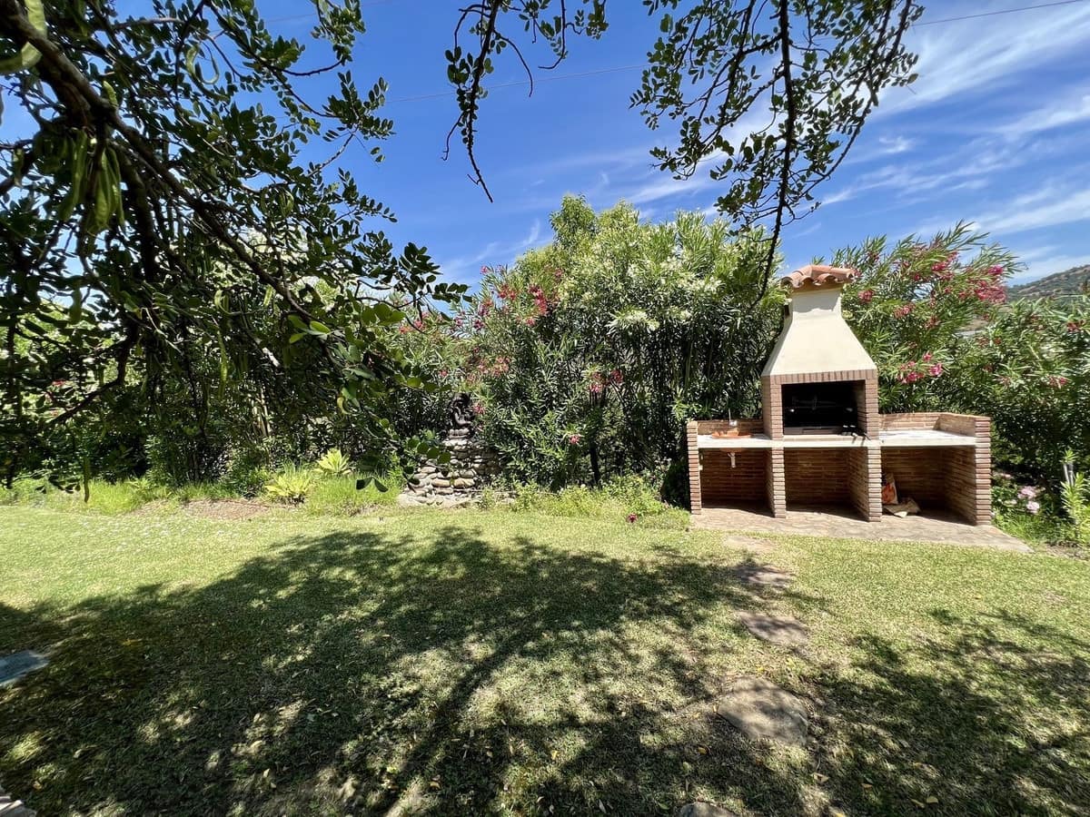 2 Zimmer Villa zu verkaufen in Estepona mit Pool Garage - 550.000 € (Ref: 9378753)