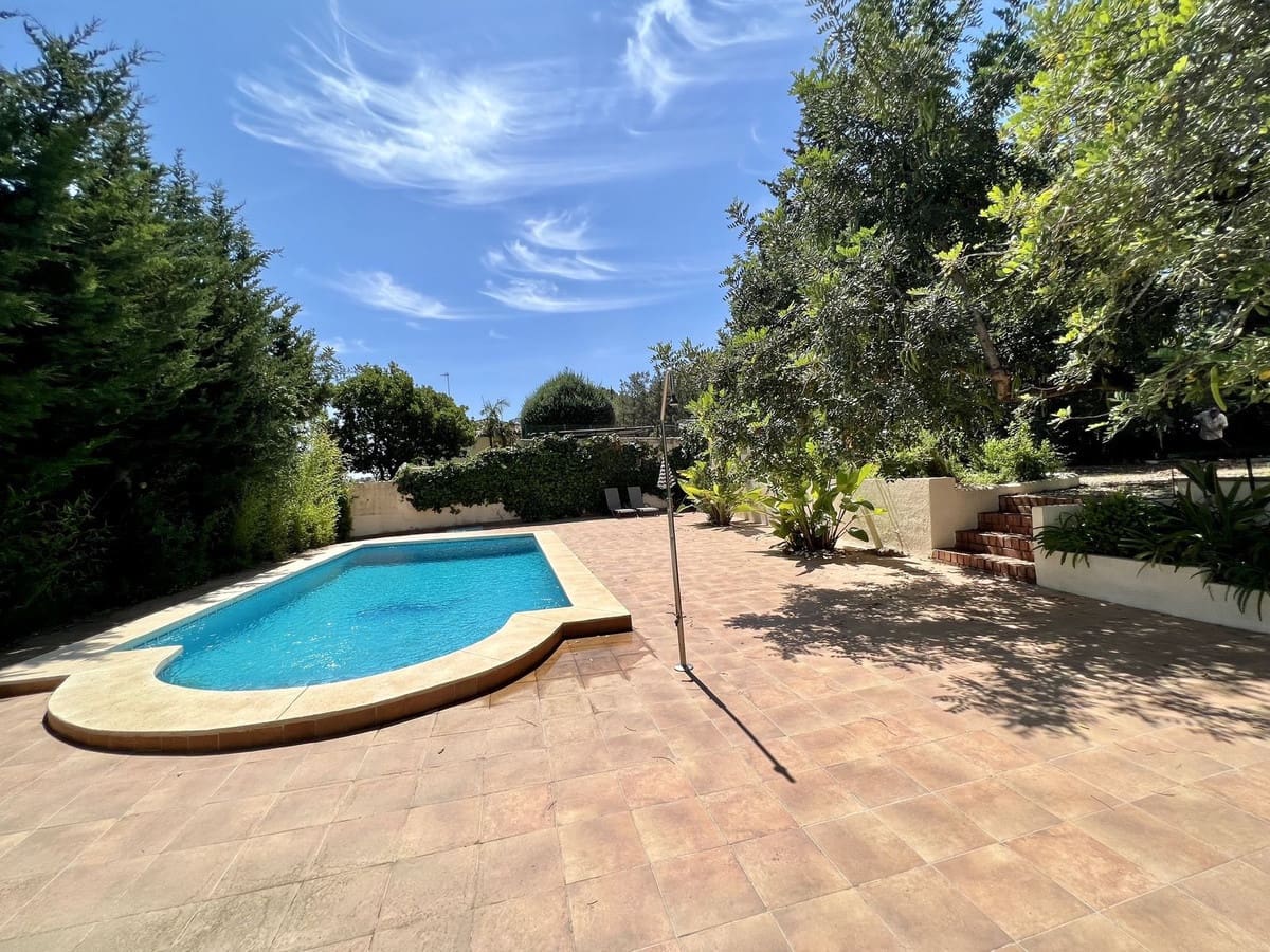2 camera da letto Villa in vendita in Estepona con piscina garage - 550.000 € (Rif: 9378753)