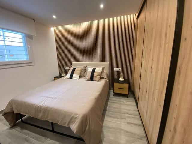 3 chambre Appartement à vendre à Estepona avec piscine - 408 300 € (Ref: 9378755)