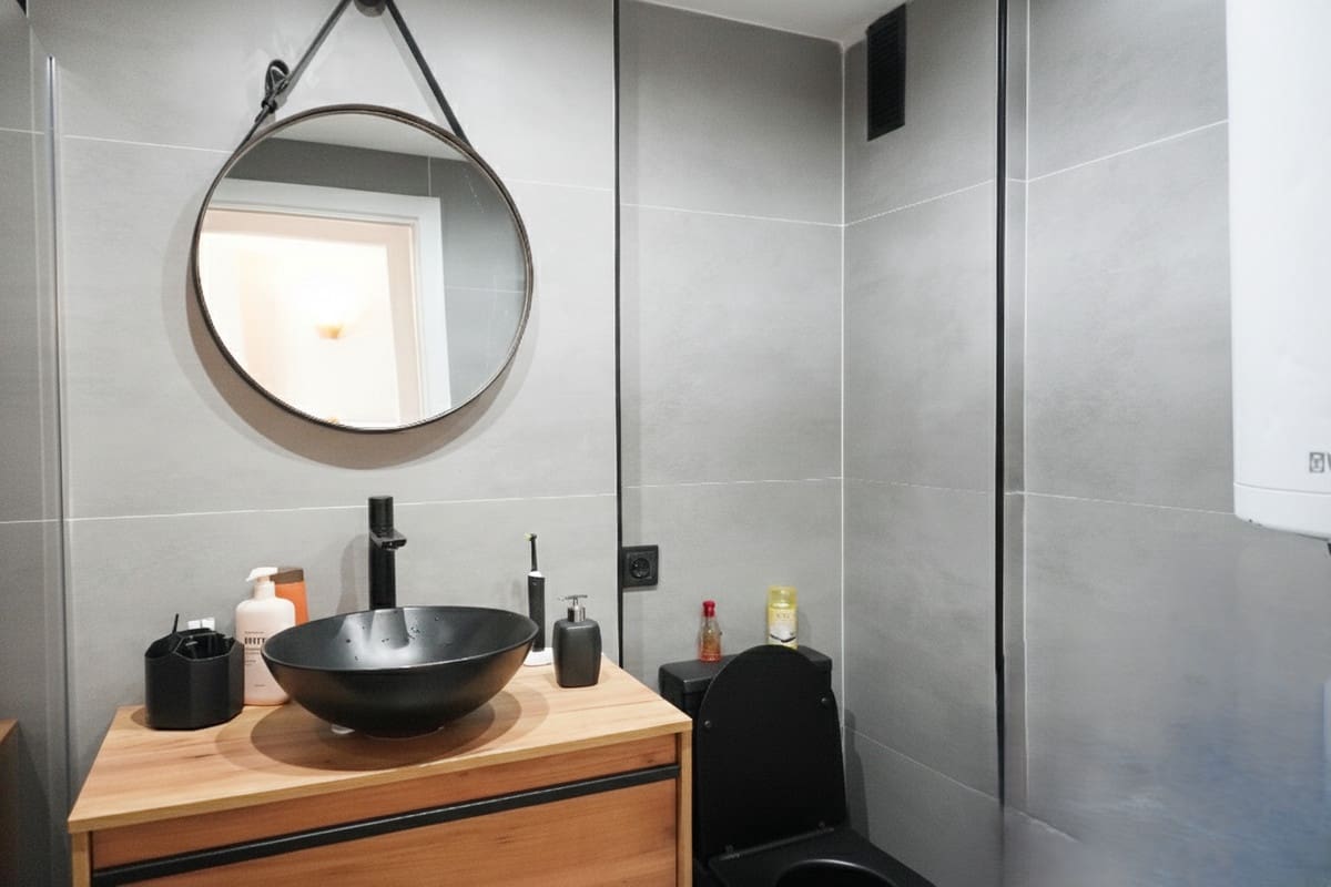 2 bedroom Apartment for sale in Marbella with pool - € 380,000 (Ref: 9382374)