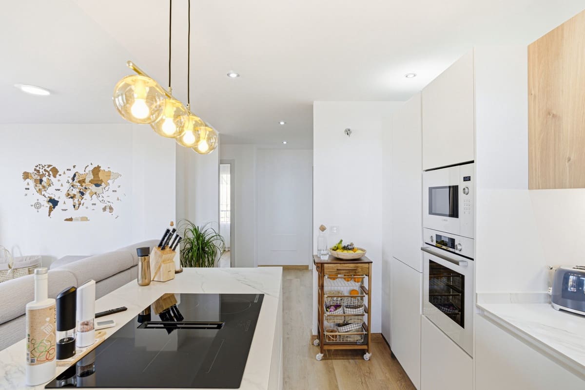 2 Zimmer Apartment zu verkaufen in Riviera del Sol mit Pool Garage - 449.000 € (Ref: 9382375)