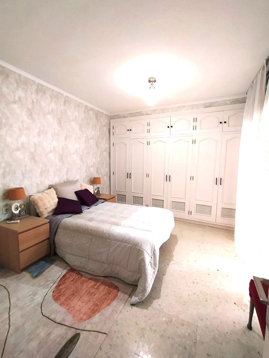 5 sypialnia Dom na sprzedaż w San Pedro de Alcantara - 499 000 € (Ref: 9382377)