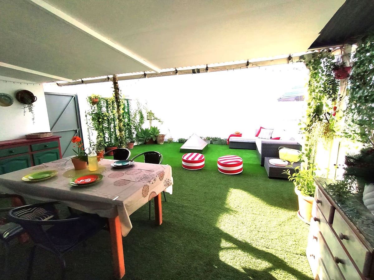 5 sypialnia Dom na sprzedaż w San Pedro de Alcantara - 499 000 € (Ref: 9382377)