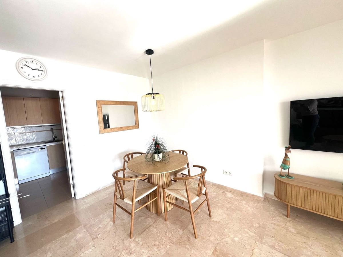1 bedroom Apartment for sale in Mijas with pool - € 250,000 (Ref: 9382378)