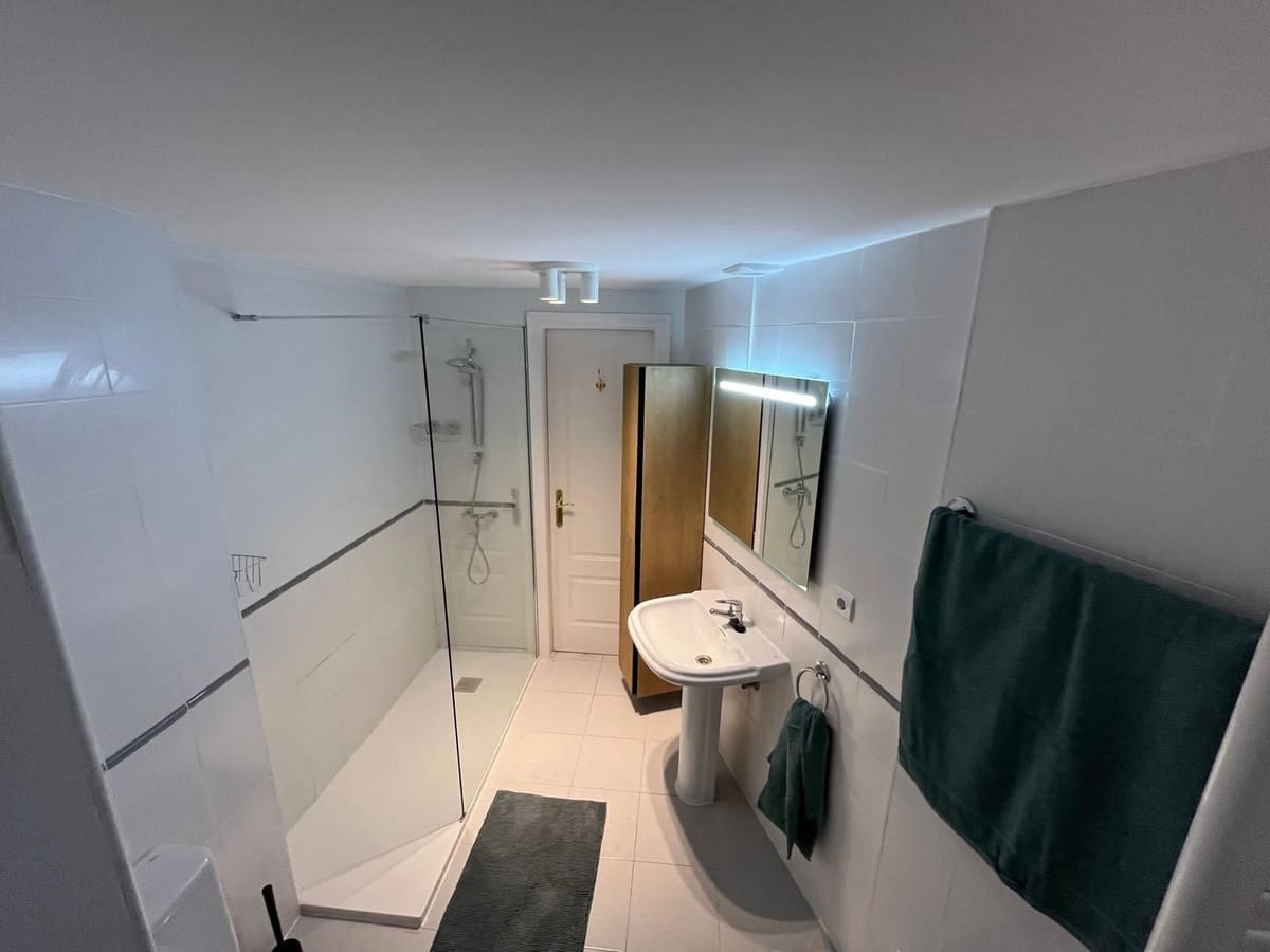 1 bedroom Apartment for sale in Mijas with pool - € 250,000 (Ref: 9382378)