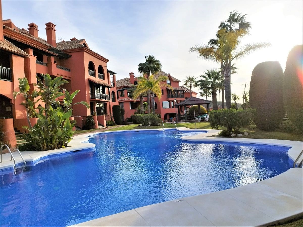 3 Zimmer Penthouse zu verkaufen in Calahonda mit Pool Garage - 450.000 € (Ref: 9382380)