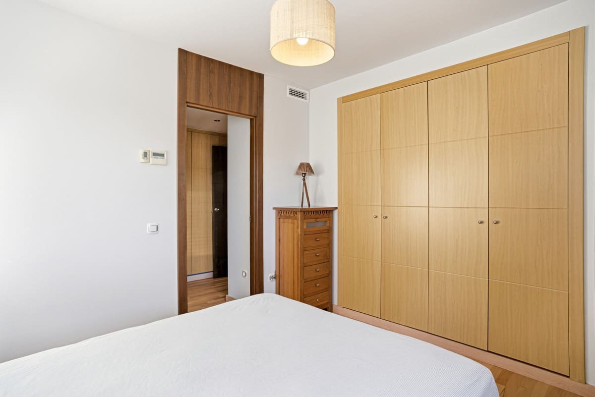 3 makuuhuone Kattohuoneisto myytävänä paikassa La Cala de Mijas mukana uima-altaan 
autotalli - 435 000 € (Ref: 9382381)