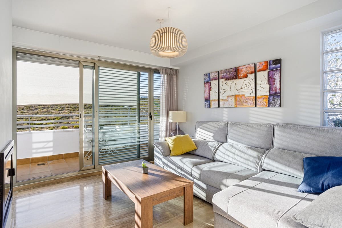 3 makuuhuone Kattohuoneisto myytävänä paikassa La Cala de Mijas mukana uima-altaan 
autotalli - 435 000 € (Ref: 9382381)