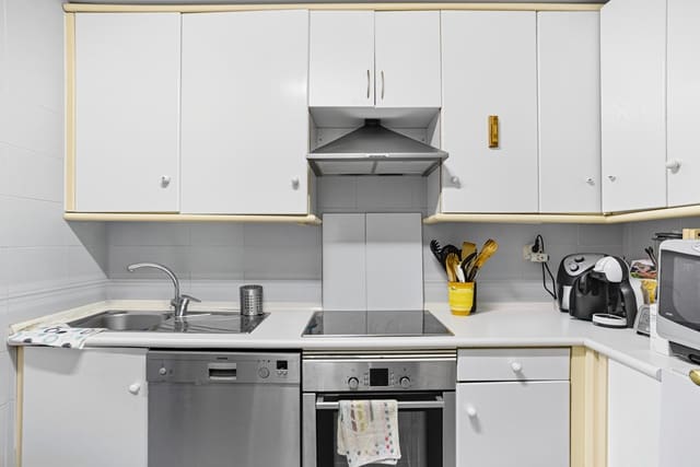 2 quarto Apartamento para venda em Marbella com piscina garagem - 585 000 € (Ref: 9385158)