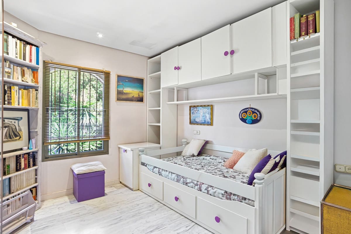 2 quarto Apartamento para venda em Marbella com piscina garagem - 585 000 € (Ref: 9385158)