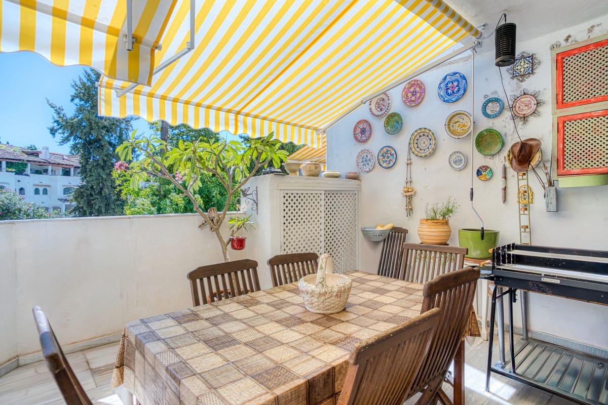 2 quarto Apartamento para venda em Marbella com piscina garagem - 585 000 € (Ref: 9385158)