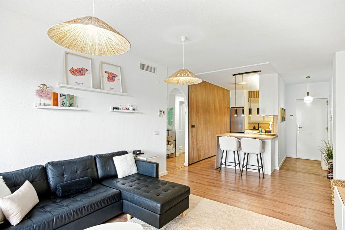 2 bedroom Apartment for sale in Marbella with pool garage - € 399,000 (Ref: 9385159)