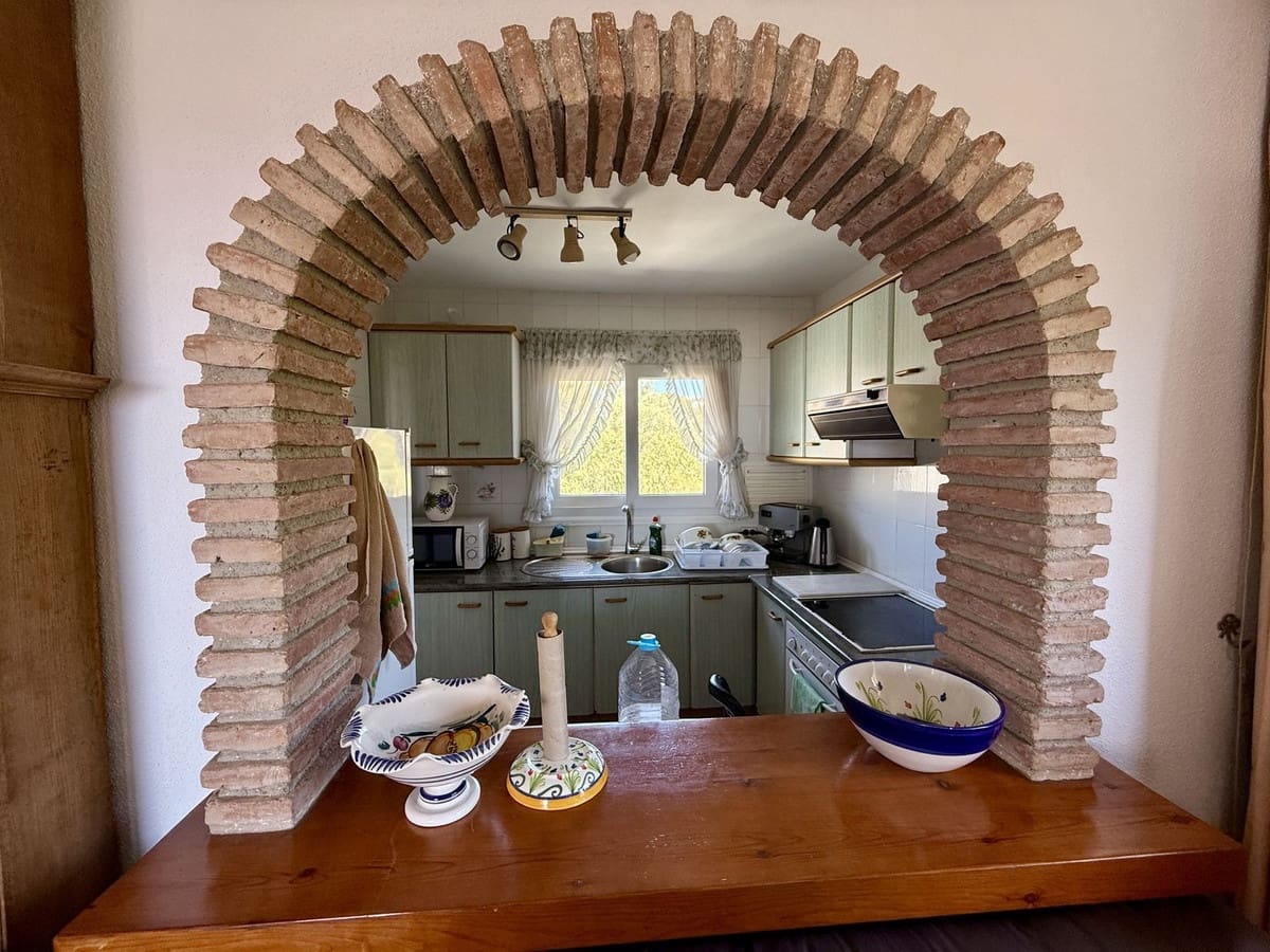 2 makuuhuone Kattohuoneisto myytävänä paikassa Calahonda mukana uima-altaan 
autotalli - 399 000 € (Ref: 9387510)