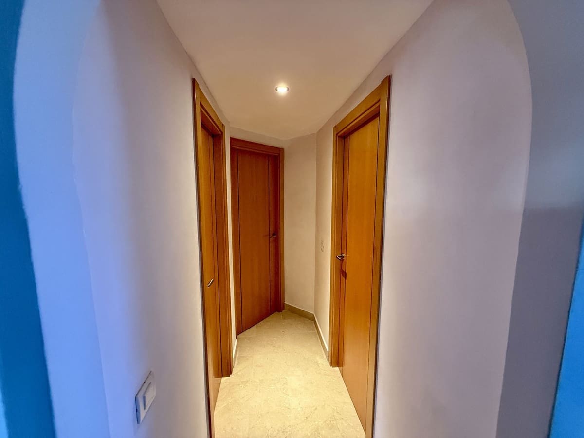 2 soverom Leilighet til salgs i Riviera del Sol med svømmebasseng garasje - € 295 000 (Ref: 9402487)