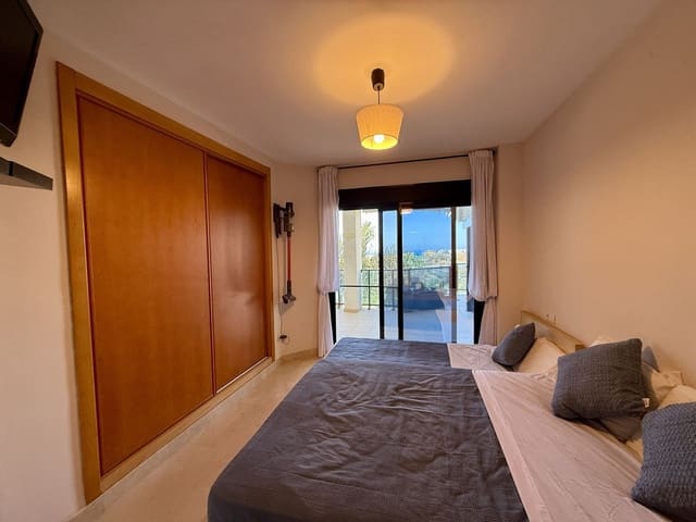 2 soverom Leilighet til salgs i Riviera del Sol, Mijas med svømmebasseng garasje - € 295 000 (Ref: 9402487)