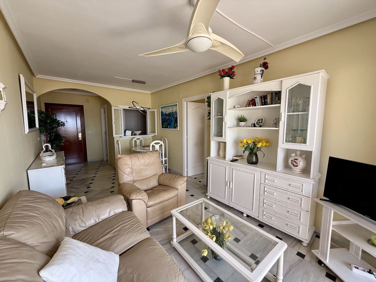 1 Zimmer Apartment zu verkaufen in Mijas Costa mit Pool Garage - 395.000 € (Ref: 9402488)