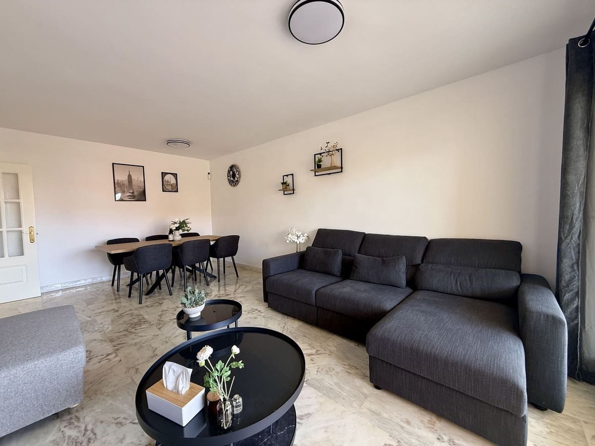 Apartamento de 2 habitaciones en La Cala de Mijas en venta con piscina garaje - 380.000 € (Ref: 9402489)