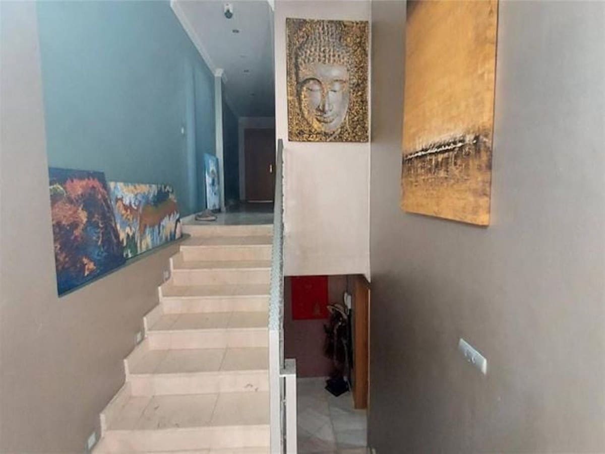 5 bedroom Villa for sale in Mijas Costa with pool garage - € 525,000 (Ref: 9402490)