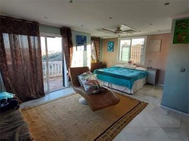 5 quarto Moradia para venda em Mijas Costa, Mijas com piscina garagem - 525 000 € (Ref: 9402490)