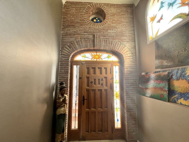 5 quarto Moradia para venda em Mijas Costa, Mijas com piscina garagem - 525 000 € (Ref: 9402490)