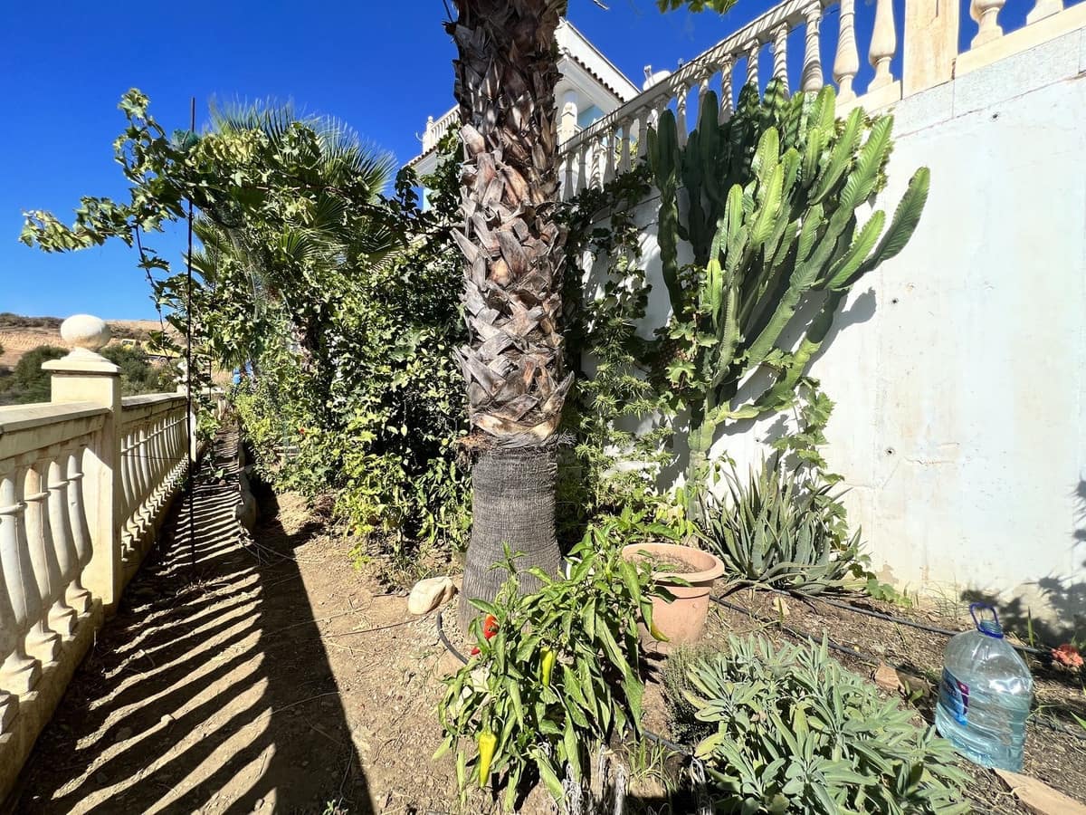 5 bedroom Villa for sale in Mijas Costa with pool garage - € 525,000 (Ref: 9402490)